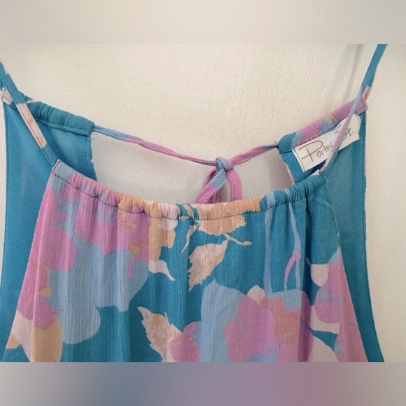 BAHAMA BLUES SUMMER FLORAL DRESS. LINED, MINI LENGTH, HALTER NECKLINE. GREAT CON - Picture 13 of 16